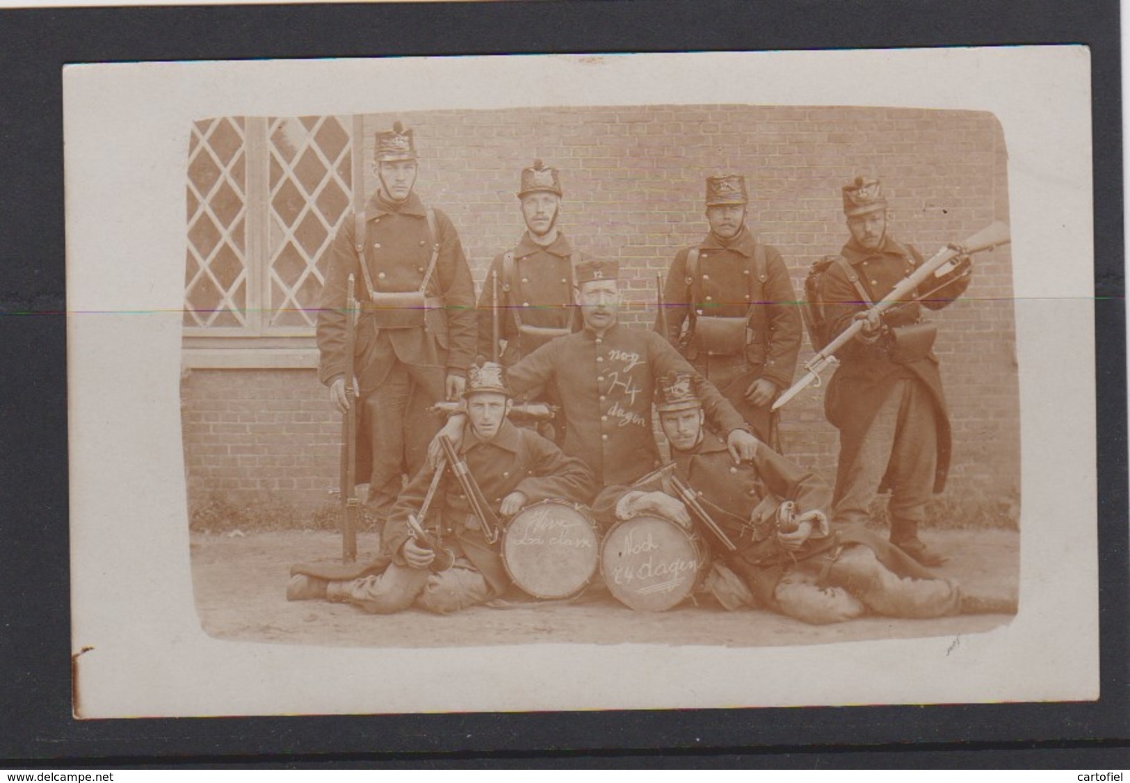 LEOPOLDSBURG-KAMP VAN BEVERLO-SOLDATEN-12DE LINIE-KLAROEN-BAJONET-FOTOKAART-VERSTUURD-1910-ZIE DE 2 SCANS! ! ! - Leopoldsburg (Camp De Beverloo)