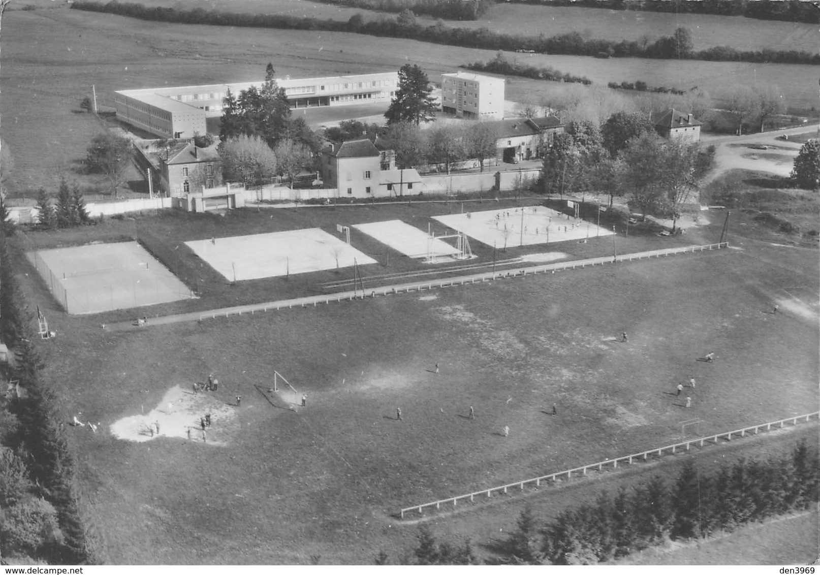 SAINT-JEAN-de-BOURNAY - Le Stade Et Le Collège - Football - Saint-Jean-de-Bournay