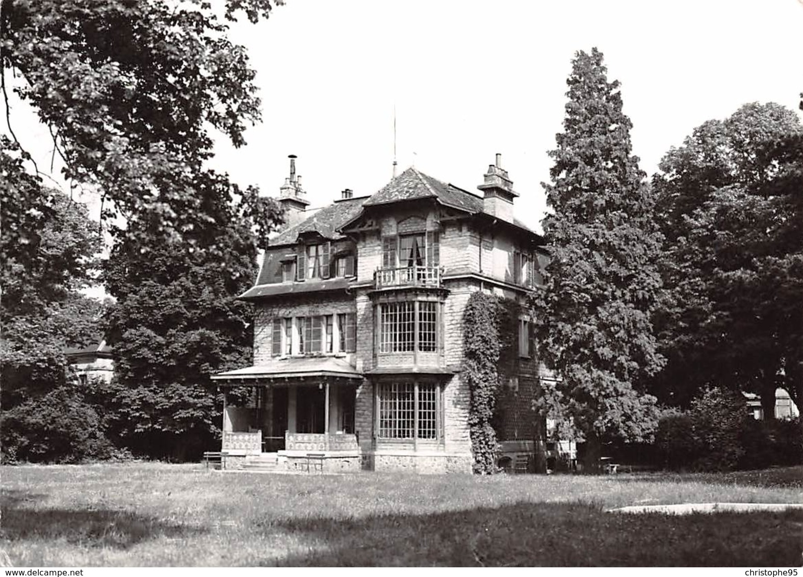 51 .n° 21226 . Jonchery Sur Vesle . Maison Familiale De Vacances . Vue Generale . Cpsm .10.5 X 15cm . - Jonchery-sur-Vesle