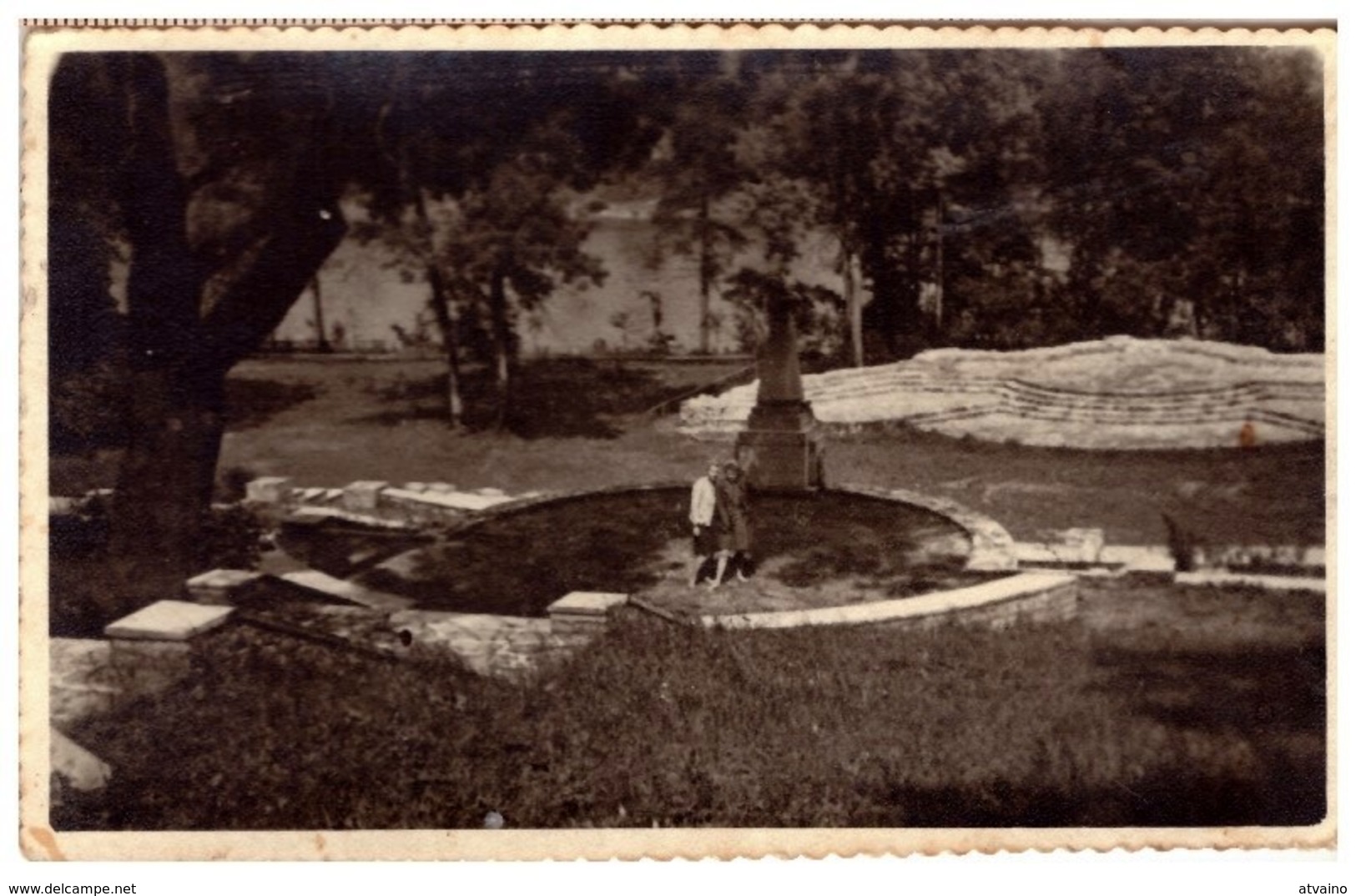 Latvia. Lettland.  Brivdabas Estrade Vigante Pie Liepavota. Real Photo.1930s - Lettonia