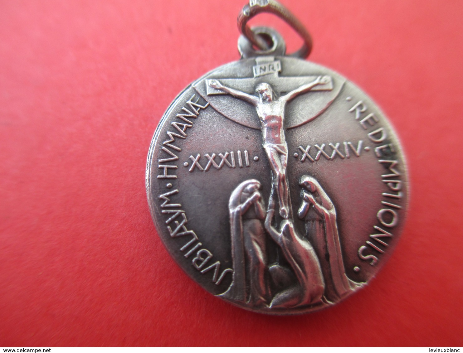 Médaille Religieuse Ancienne/PIE XI Pont Max/Christ En Croix/Jubilaie/Bronze Nickelé /1933   CAN568 - Religion & Esotericism