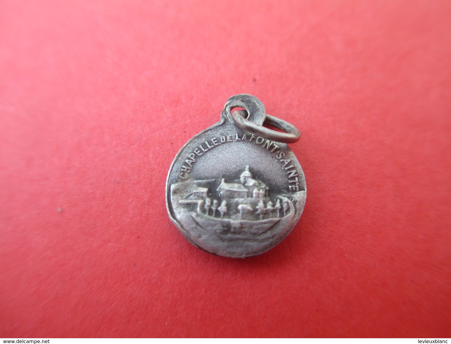 Mini Médaille Religieuse Ancienne/Notre Dame De La Fontaine/ Sainte/Chapelle/ Bronze Nickelé /Fin  XIXéme         CAN570 - Religion & Esotericism