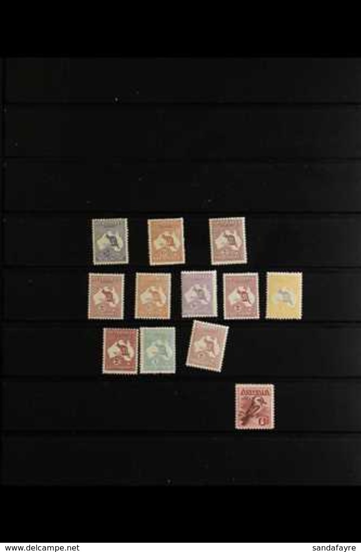 MINT / NEVER HINGED MINT BALANCE. Several Stock Pages With A Chiefly Very Fine Array Of Stamps Including A Group Kangaro - Andere & Zonder Classificatie