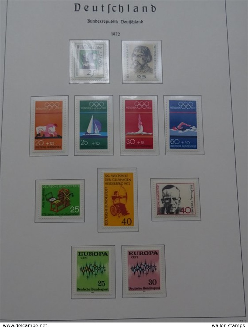 Lot With World Stamps In Albums FREE SCHIPPING IN THE EUROPEAN UNION - Lots & Kiloware (mixtures) - Min. 1000 Stamps