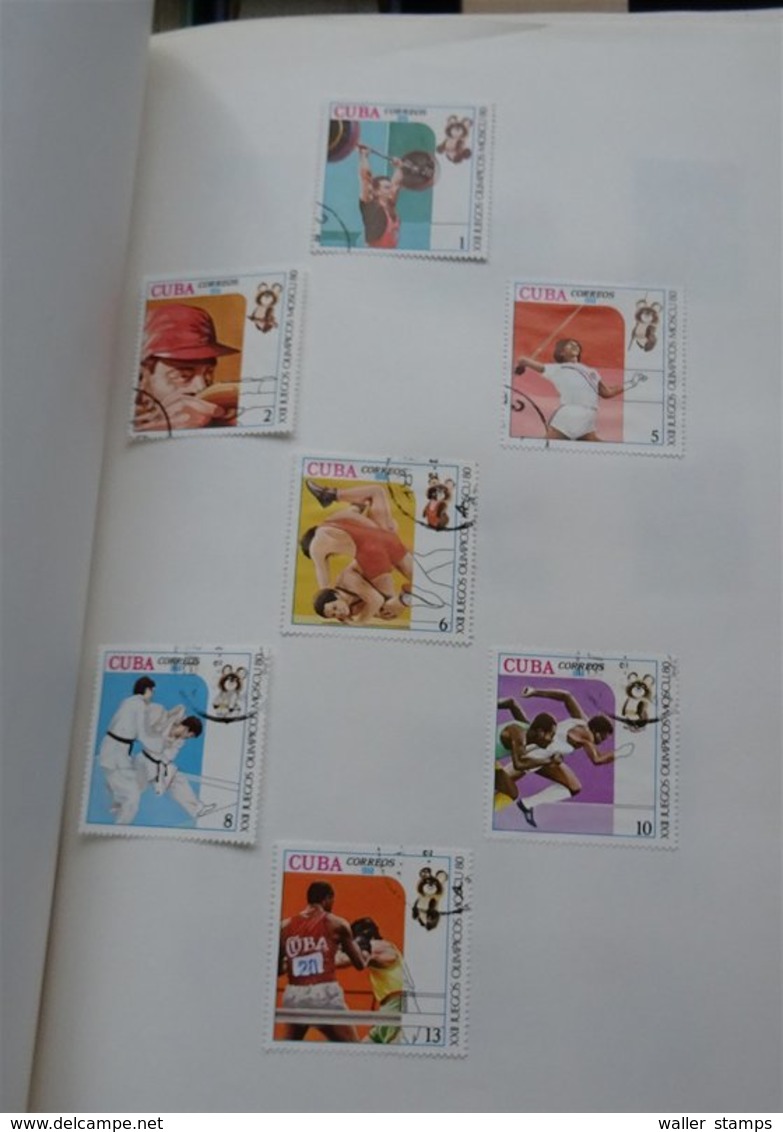 Lot With World Stamps In Albums FREE SCHIPPING IN THE EUROPEAN UNION