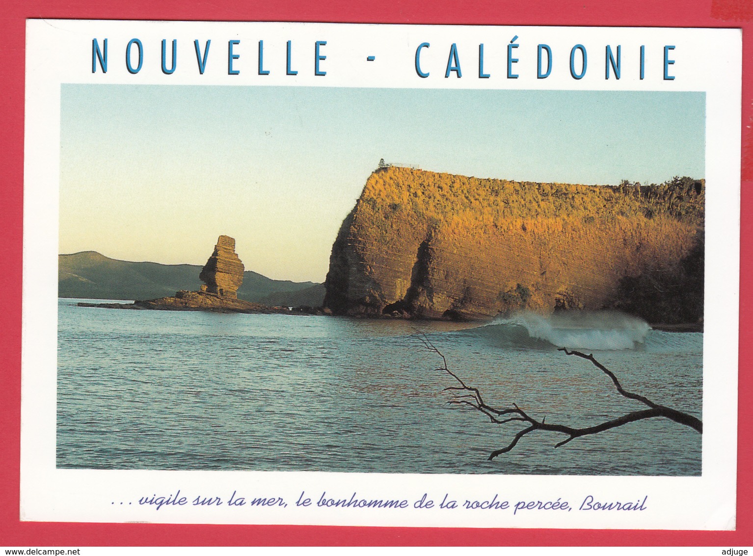 CPM- Nouvelle Calédonie - Le Bonhomme De La Roche Percée , BOURAIL* SUP* 2 SCANS - Nouvelle-Calédonie