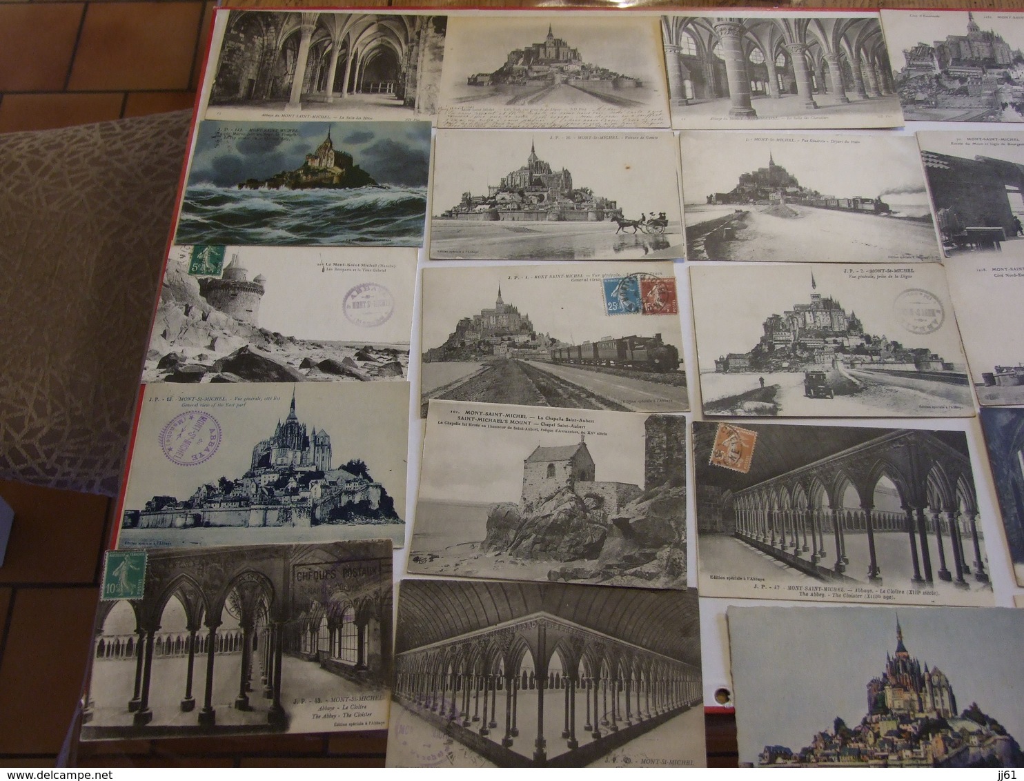 MONT SAINT MICHEL COLLECTION 357 CARTES POSTALES 235 CPA 12 CPSM 1 BOITE FER DE LA MERE POULARD 11 CARNETS LIVRES37 SCAN