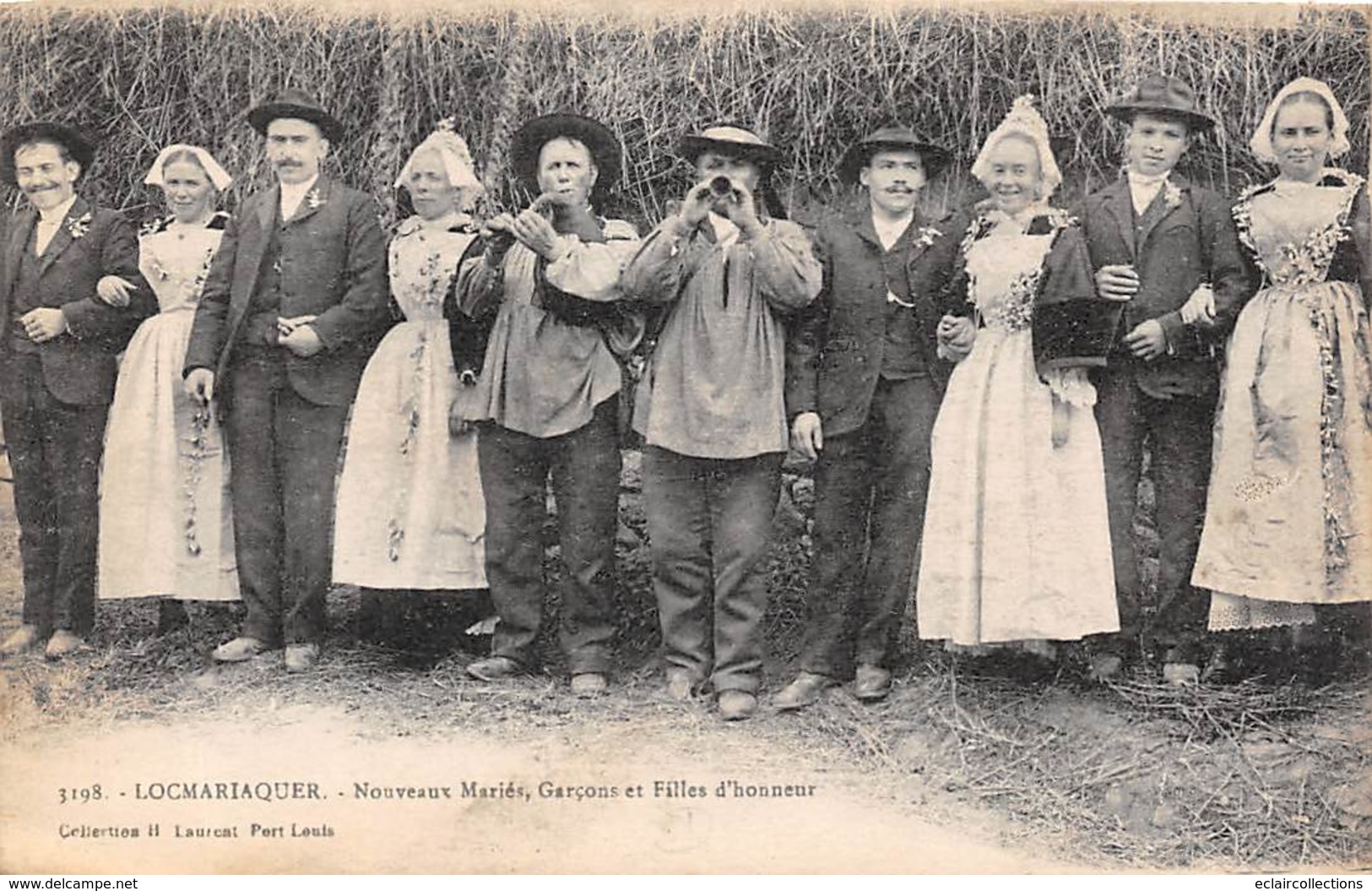 Locmariaquer       56       Nouveaux Mariés. Garçons Et Filles D'honneur           (voir Scan) - Locmariaquer