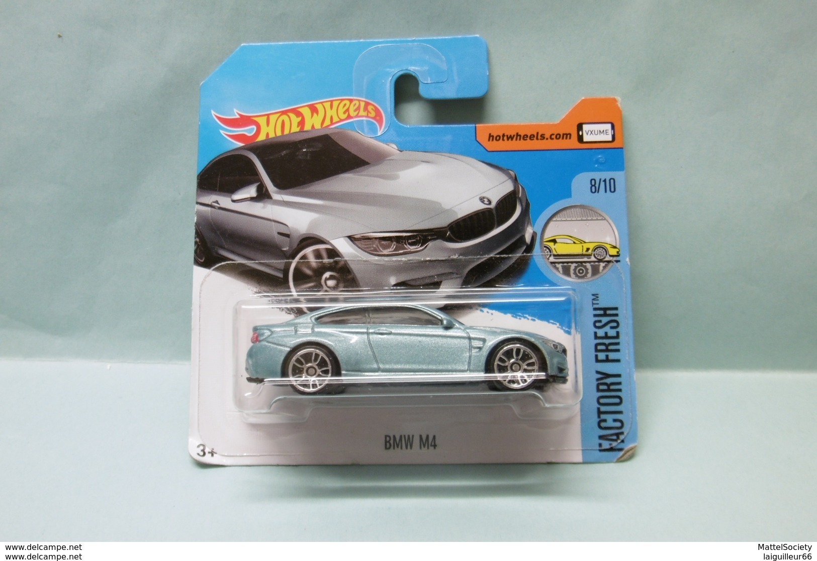 Hot Wheels - BMW M4 Bleu Gris Clair - 2017 Factory Fresh HOTWHEELS EU Short Card 1/64 - HotWheels