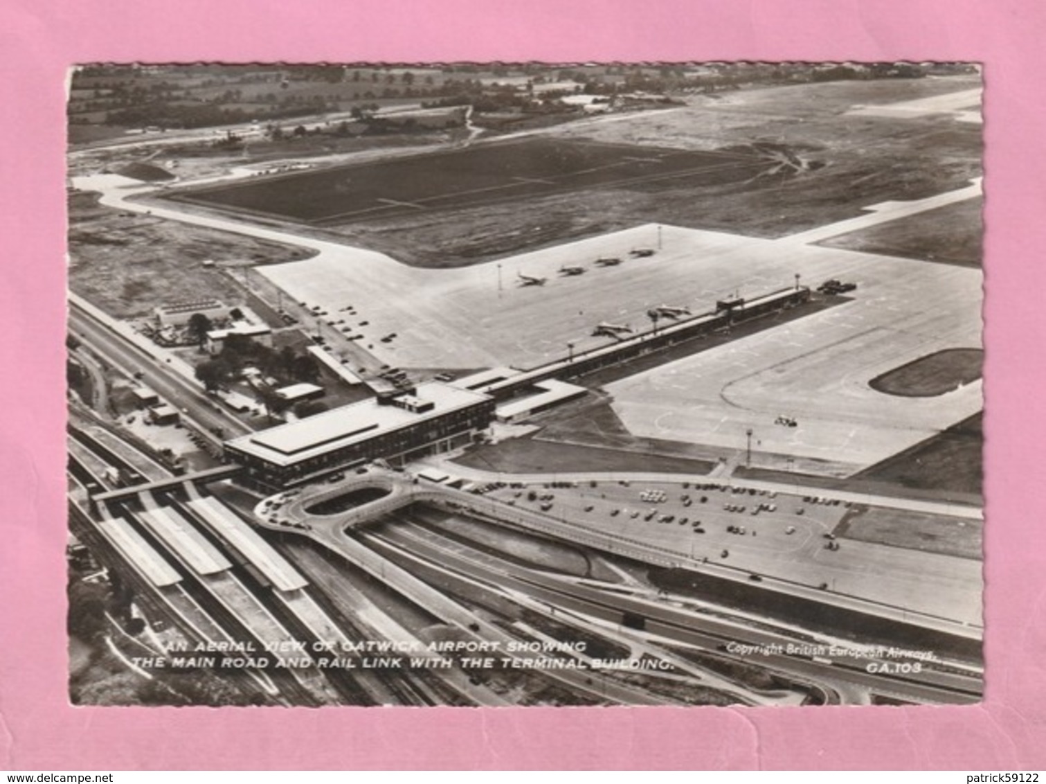 GATWICK AIRPORT - AERIAL VIEW - VUE AERIENNE - AEROPORT DE GATWICK - ROYAUME UNI / ENGLAND - Aerodromi