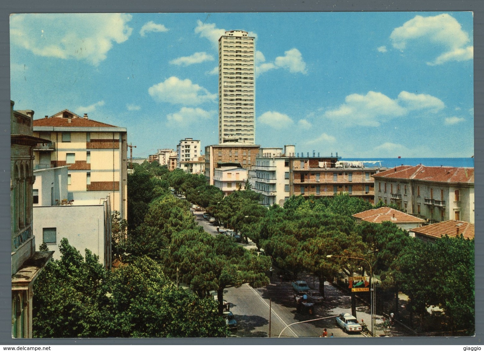 °°° Cartolina - Riviera Adriatica Cesenatico Viale Carducci Viaggiata °°° - Rimini