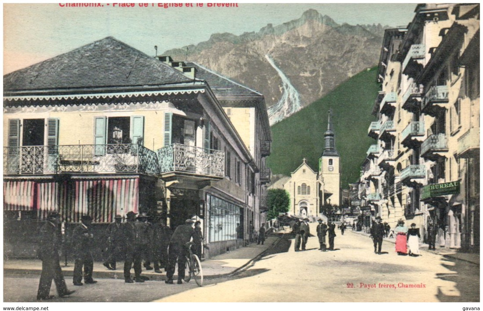 74 CHAMONIX - Place De L'Eglise Et Le Brévent - Chamonix-Mont-Blanc