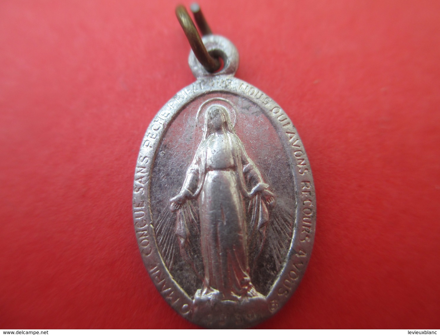 Petite Médaille Religieuse Ancienne/O Marie .../Coeurs Sacrés /Aluminium /Début XXéme      CAN596 - Religion & Esotericism