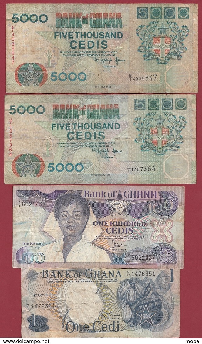 Ghana 10 Billets Dans L 'état - Ghana