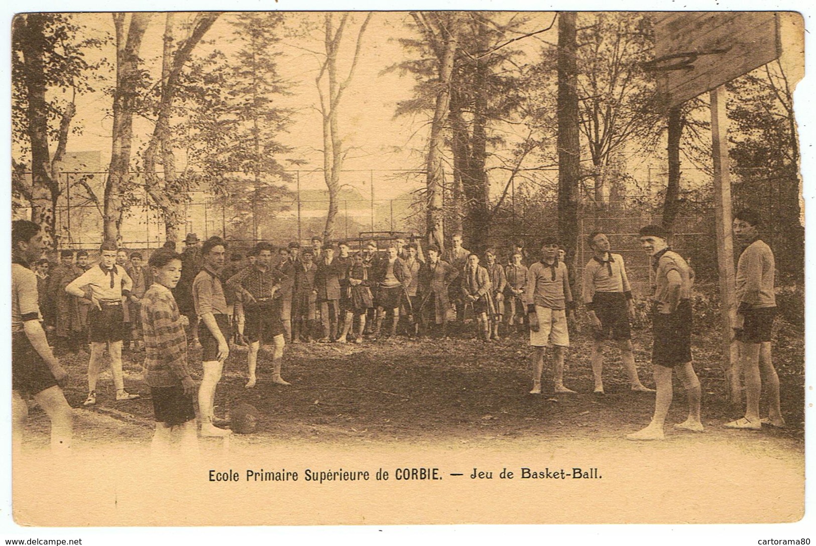 Corbie / Ecole Primaire Supérieure / Jeu De Basket-Ball - Corbie