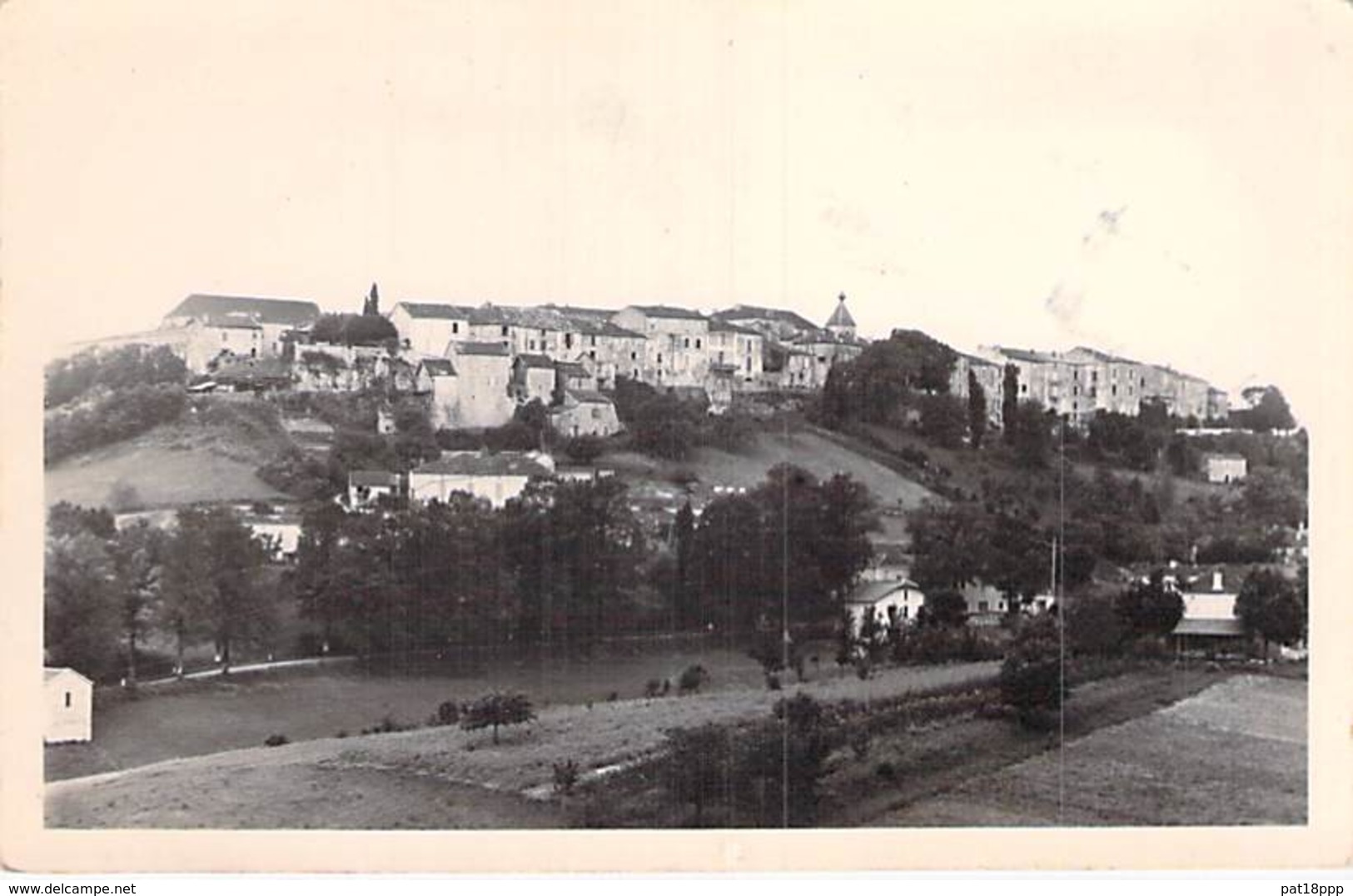 47 - TOURNON D'AGENAIS : Vue Générale - CPSM Photo Village ( 715 Habitants ) Dentelée Grand Format CPA - - Tournon D'Agenais