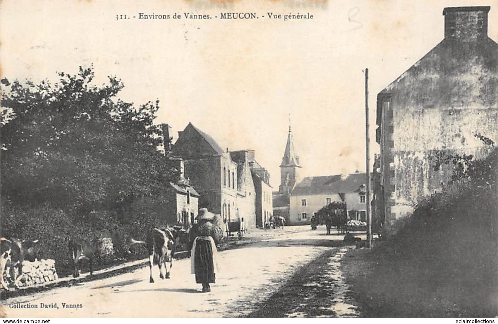 Meucon        56      Une Rue      (Voir Scan) - Other & Unclassified