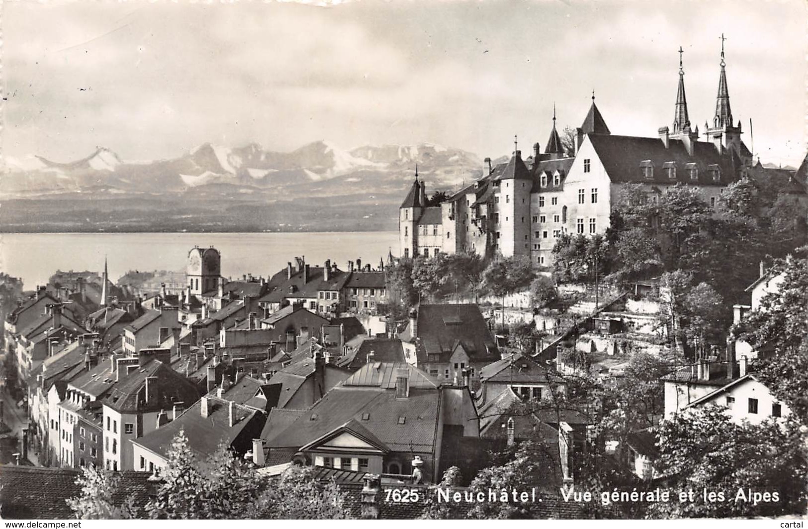 NEUCHÂTEL - Vue Générale Et Les Alpes - Neuchâtel