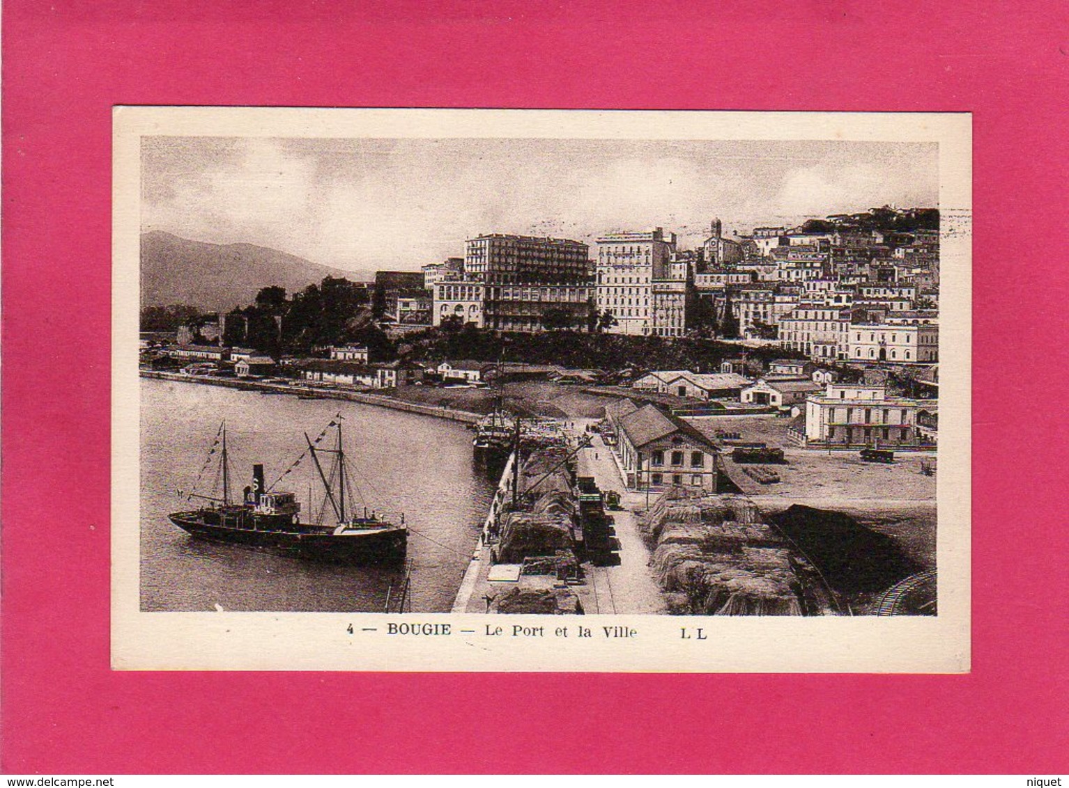 ALGERIE, BOUGIE, Le Port Et La Ville, Animée, Bateaux, (L. L.) - Autres & Non Classés