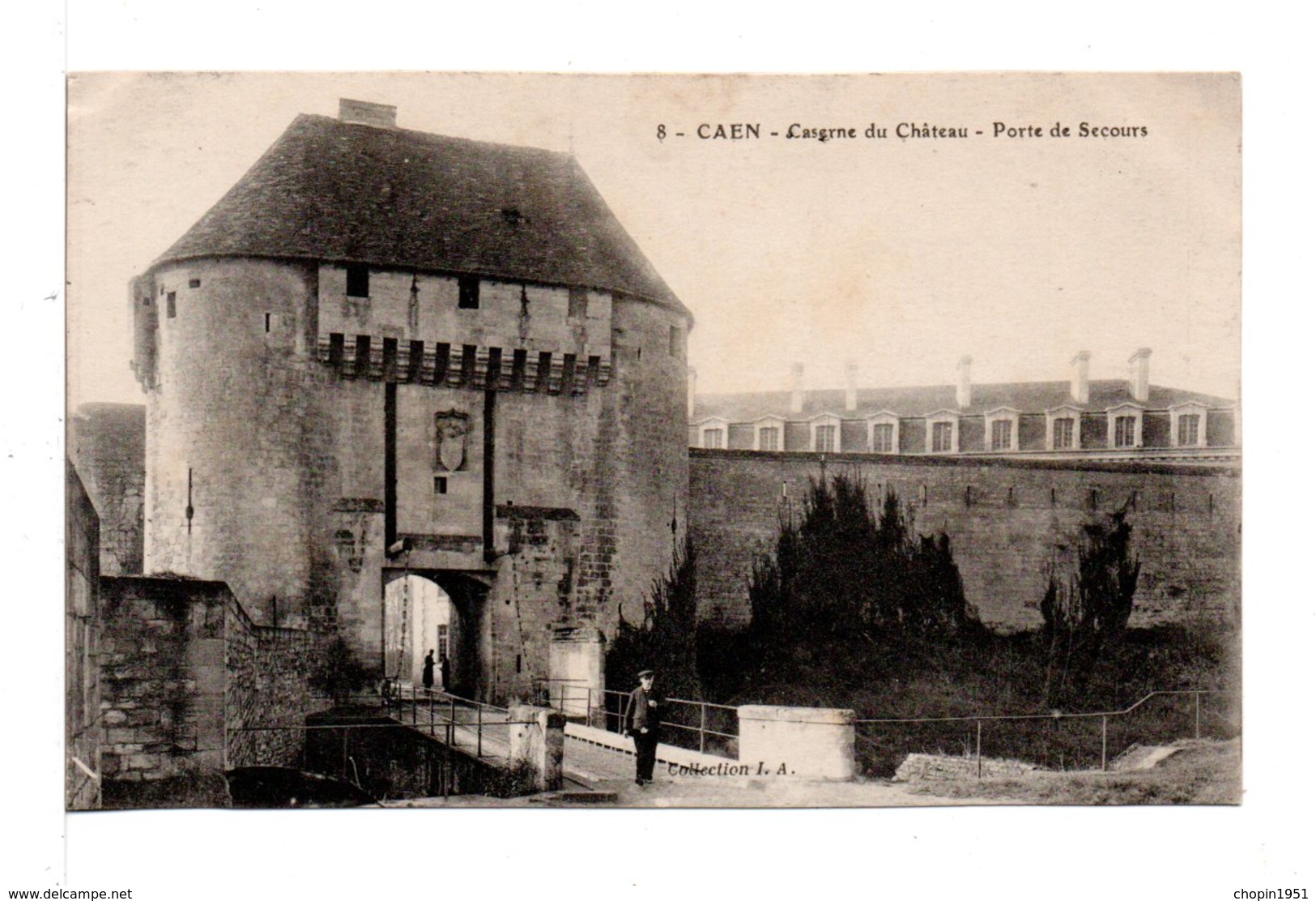 CPA - CAEN - CASERNE DU CHÂTEAU - Caserme