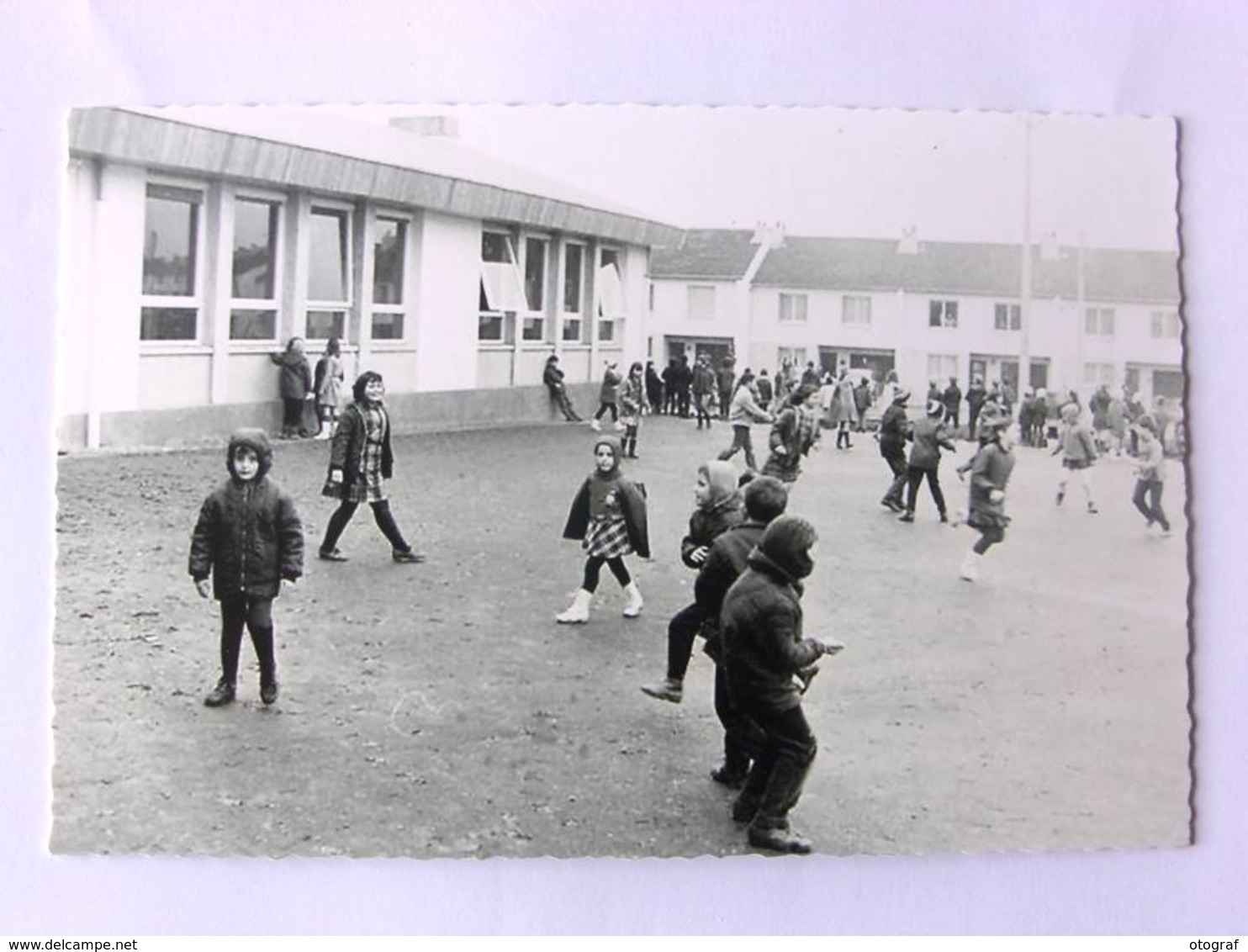 CPSM - SENNECEY Les DIJON - Groupe Scolaire - 1968 - Autres & Non Classés