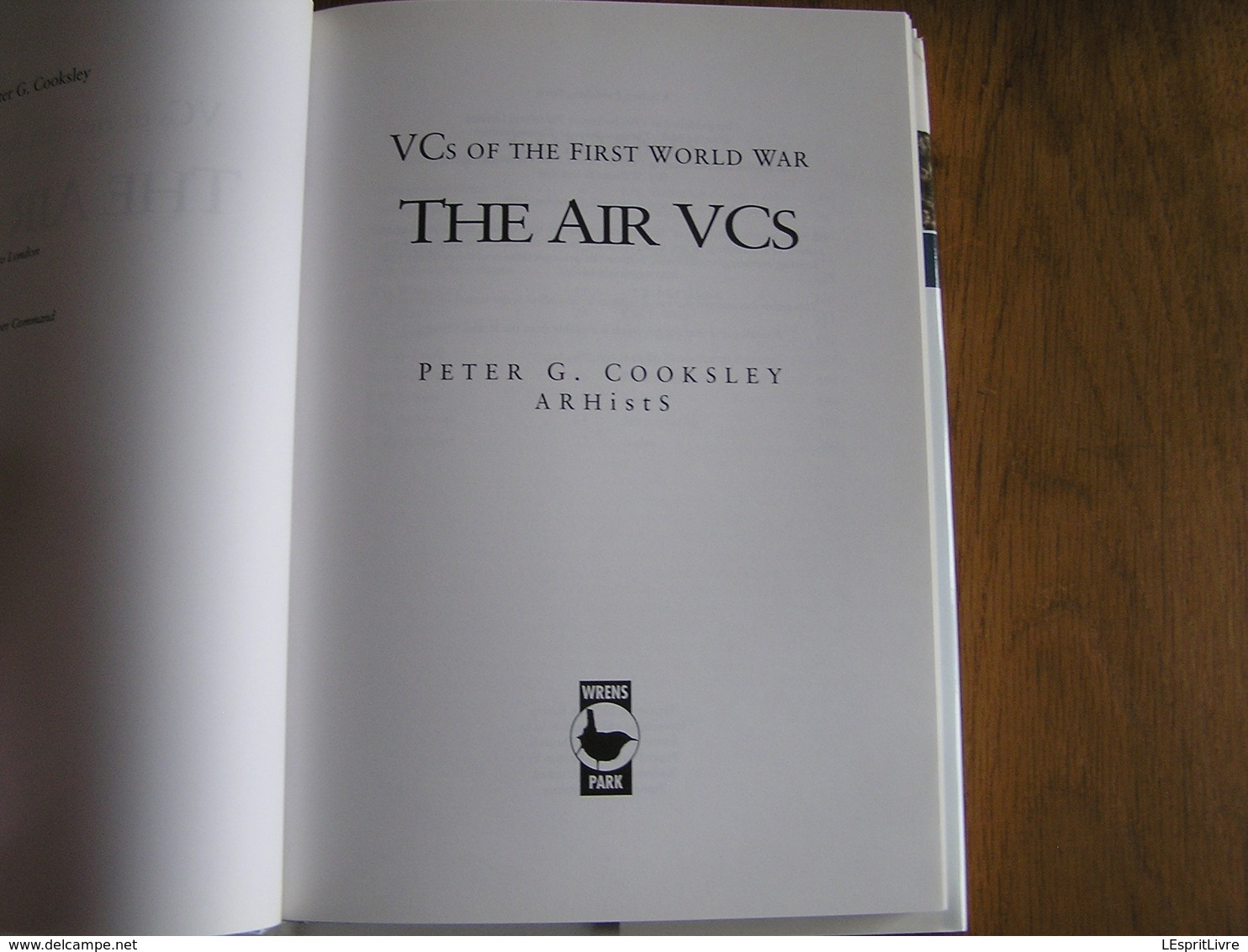 THE AIR VCs Aviation RAF England Avion Aircraft Guerre 14 18 Belgique France Victoria Cross Crosses Décoration Pilot - War 1914-18