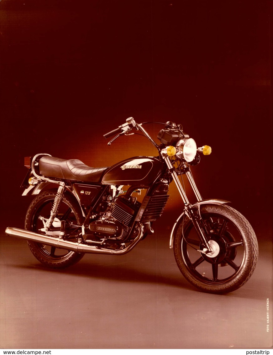 Laverda +-18cm*23cm Moto MOTOCROSS MOTORCYCLE Douglas J Jackson Archive Of Motorcycles - Other & Unclassified