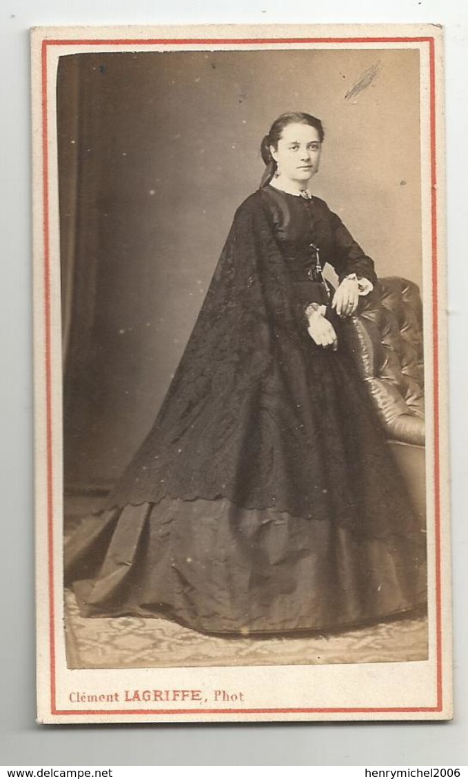 Photographie Cdv Femme Robe Empire Veuve ? Photo Clément Lagriffe 203 Rue St Honoré Paris - Anciennes (Av. 1900)