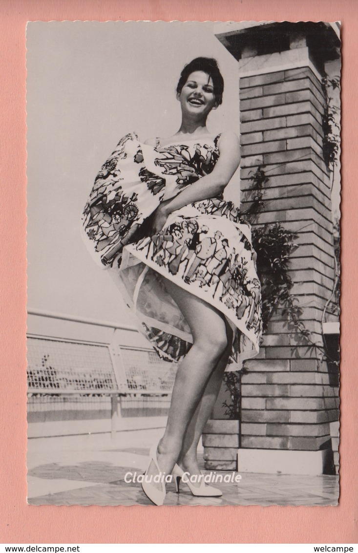 OLD PHOTO POSTCARD - FILM - MOVIE  STAR  -  CLAUDIA CARDINALE - Altri & Non Classificati