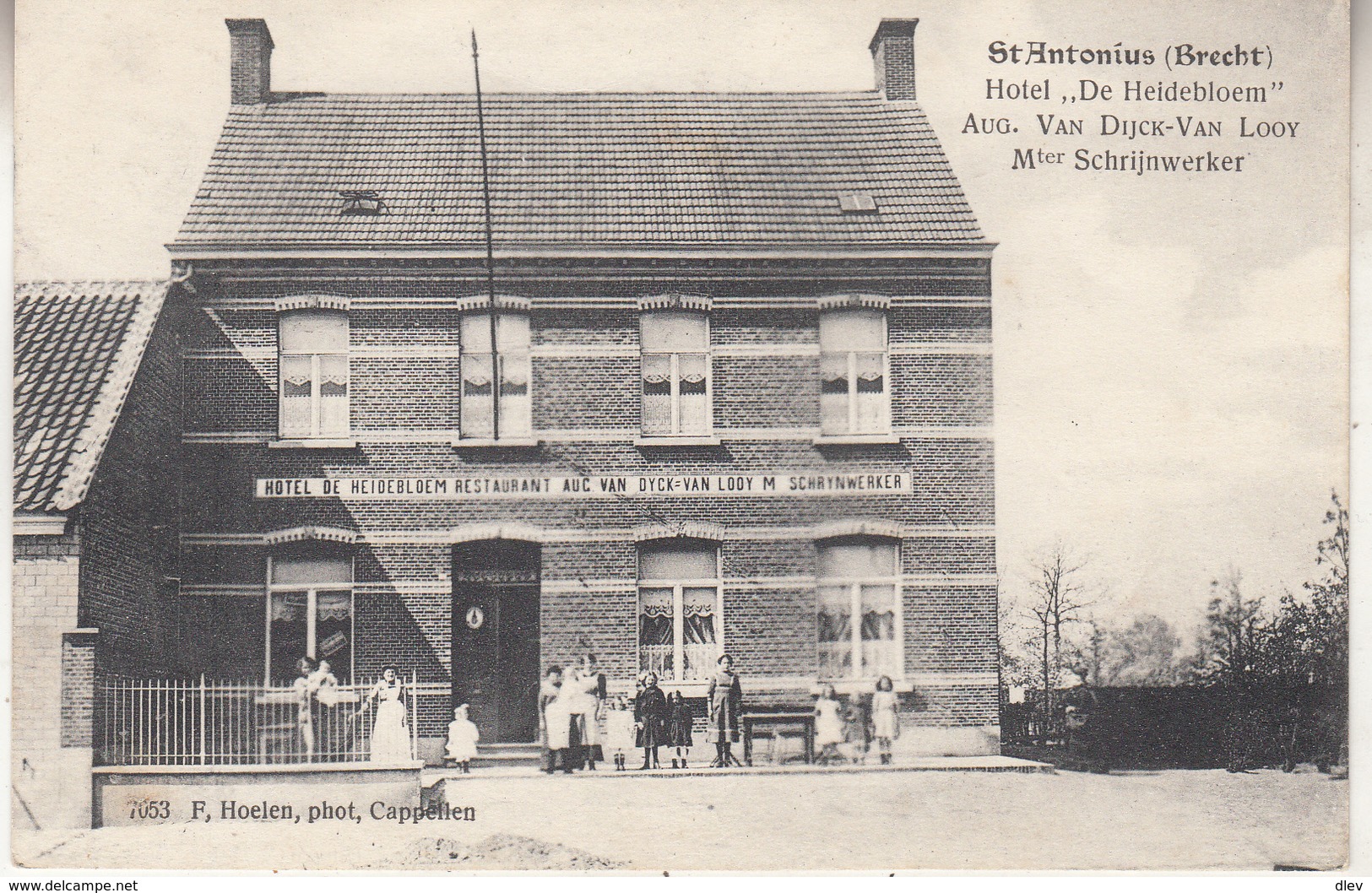 St Antonius (Brecht) - Hotel "De Heidebloem" - Aug. Van Dijck-Van Looy - Mter Schrijnwerker - Zeer Geanimeerd - Hotels & Restaurants