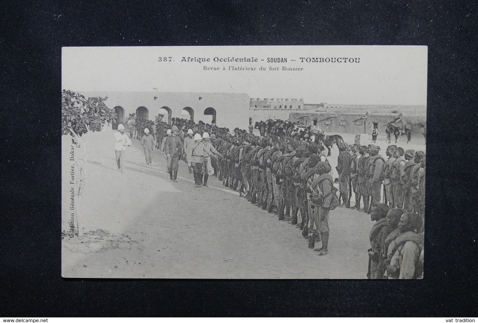 SOUDAN - Carte Postale - Tombouctou - Revue à L 'Intérieur Du Fort Bonnier  - L 53020 - Soudan