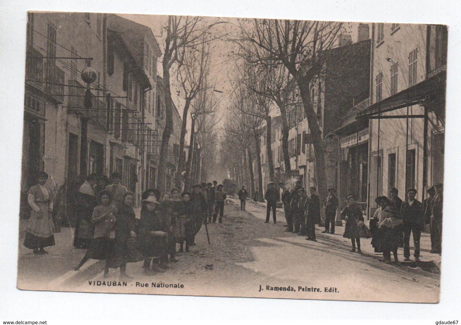 VDAUBAN (83) - RUE NATIONALE - Vidauban