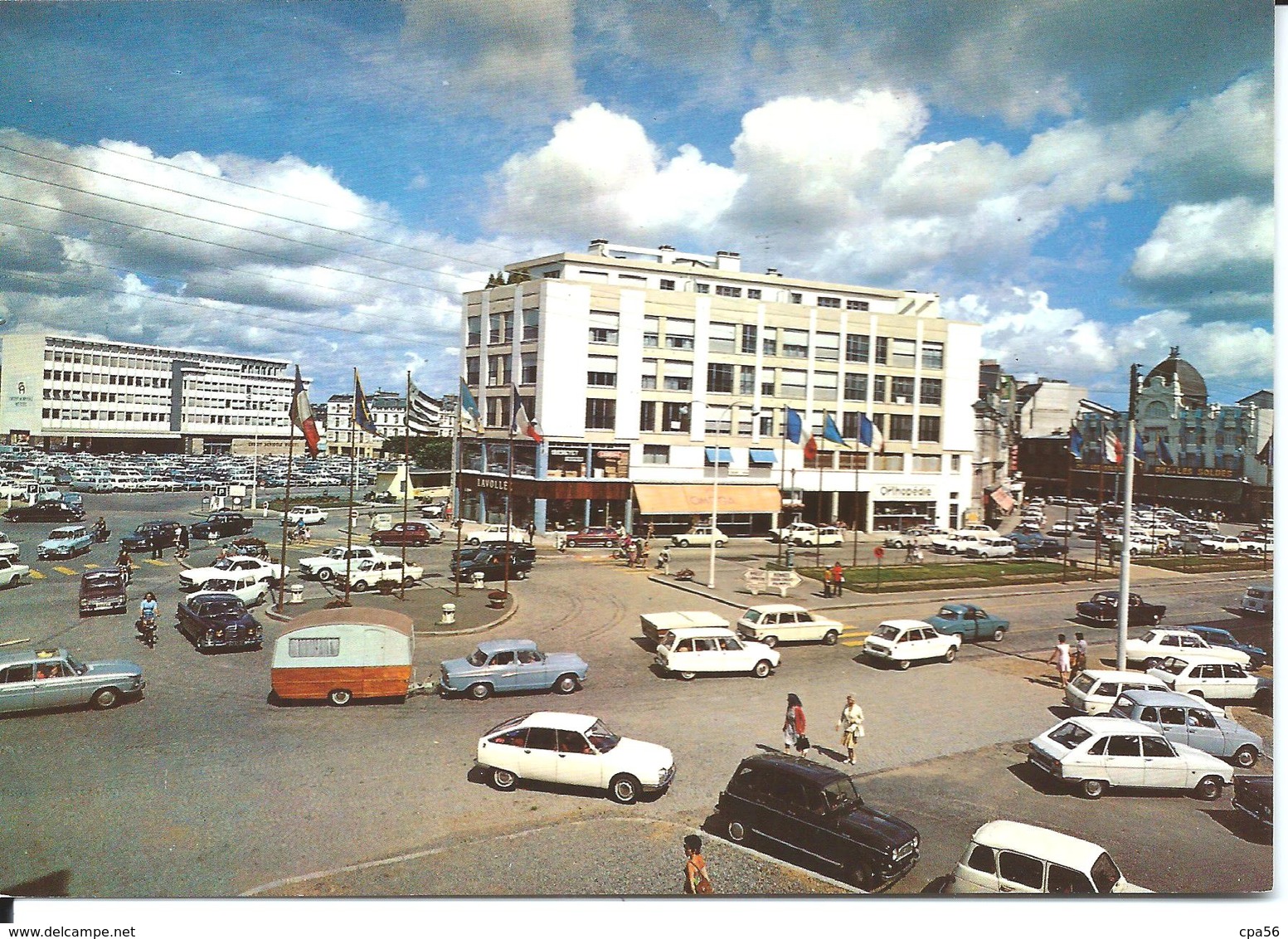 SAINT-BRIEUC - Place Duguesclin - N°1166 B.E.B. Caoudal éditeur (vers 1960) - Nombreuses Automobiles - Vente Directe X - Saint-Brieuc