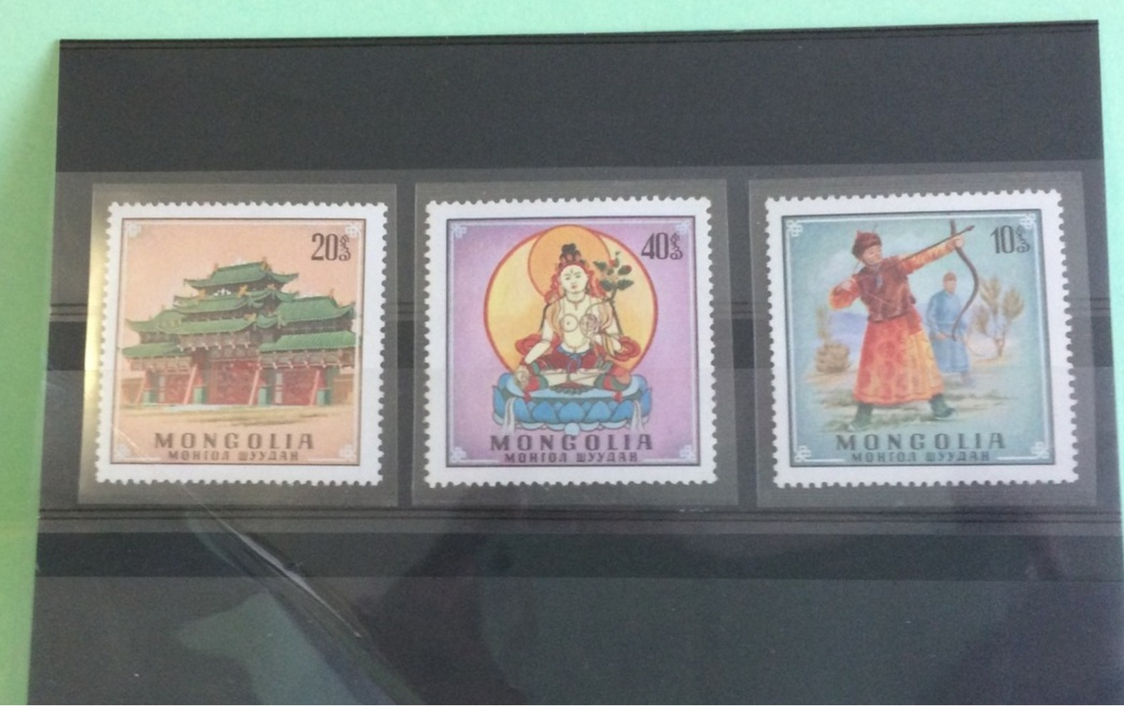 Lot timbres neufs, Monde Afrique,Amérique,Asie,Europe,Pays voir photos (n°10)
