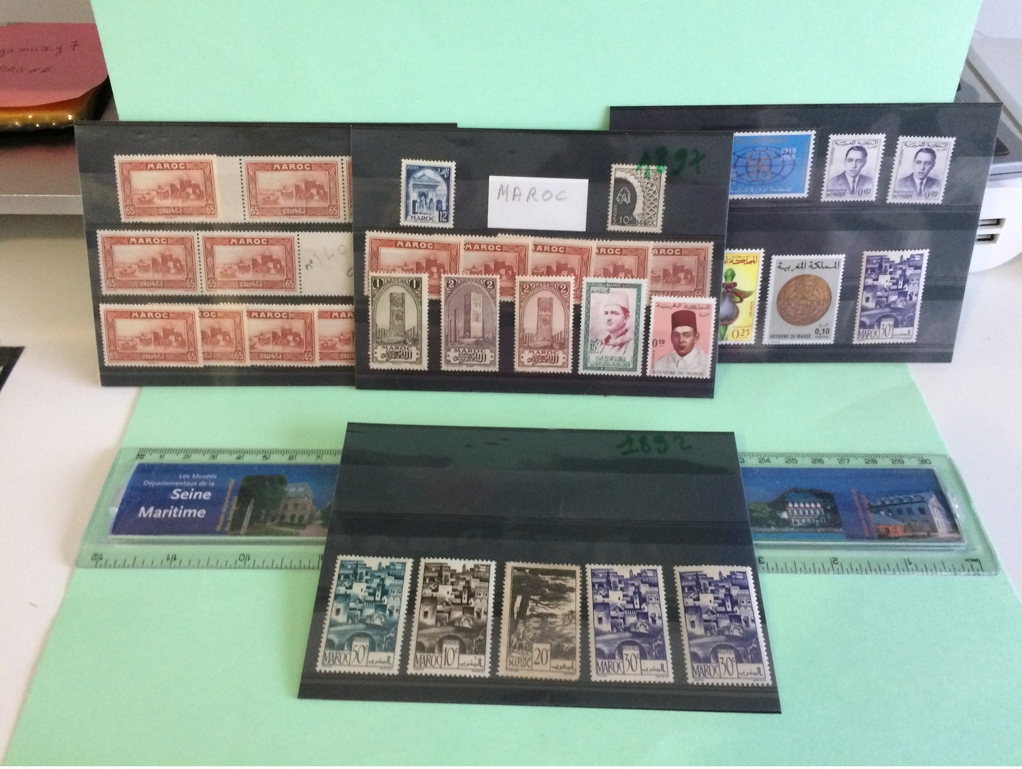 Lot timbres neufs, Monde Afrique,Amérique,Asie,Europe,Pays voir photos (n°10)
