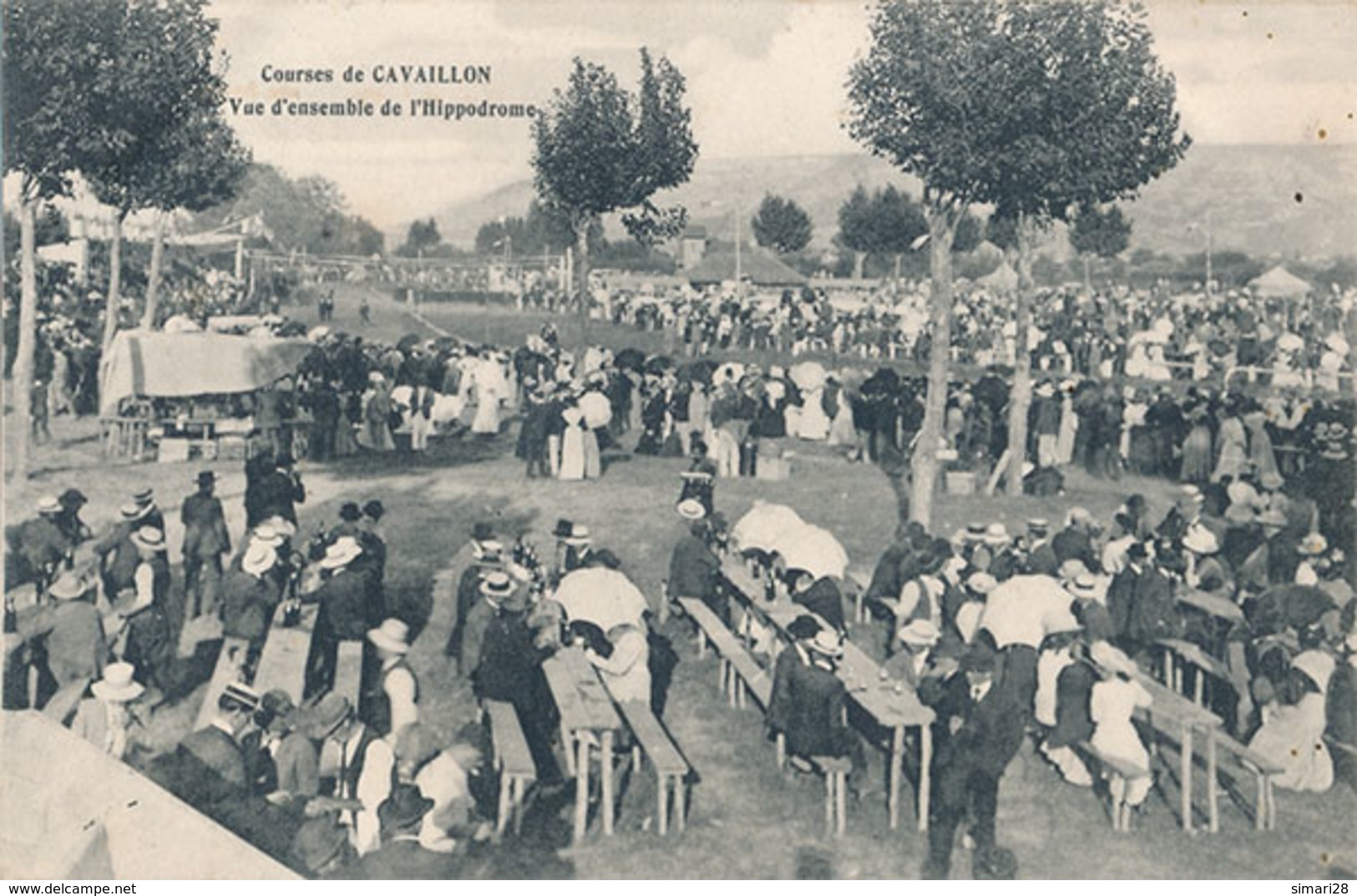 CAVAILLON - COURSES DE CAVAILLON - VUE D'ENSEMBLE DE L'HIPPODROME - Cavaillon