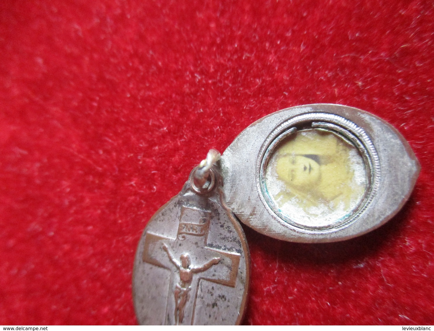 Médaille Religieuse Ancienne Articulée/Christ/ Marie/En Cas D'accident Ouvrez/Je Suis Catholique/ DébutXXéme      CAN815 - Religion & Esotérisme