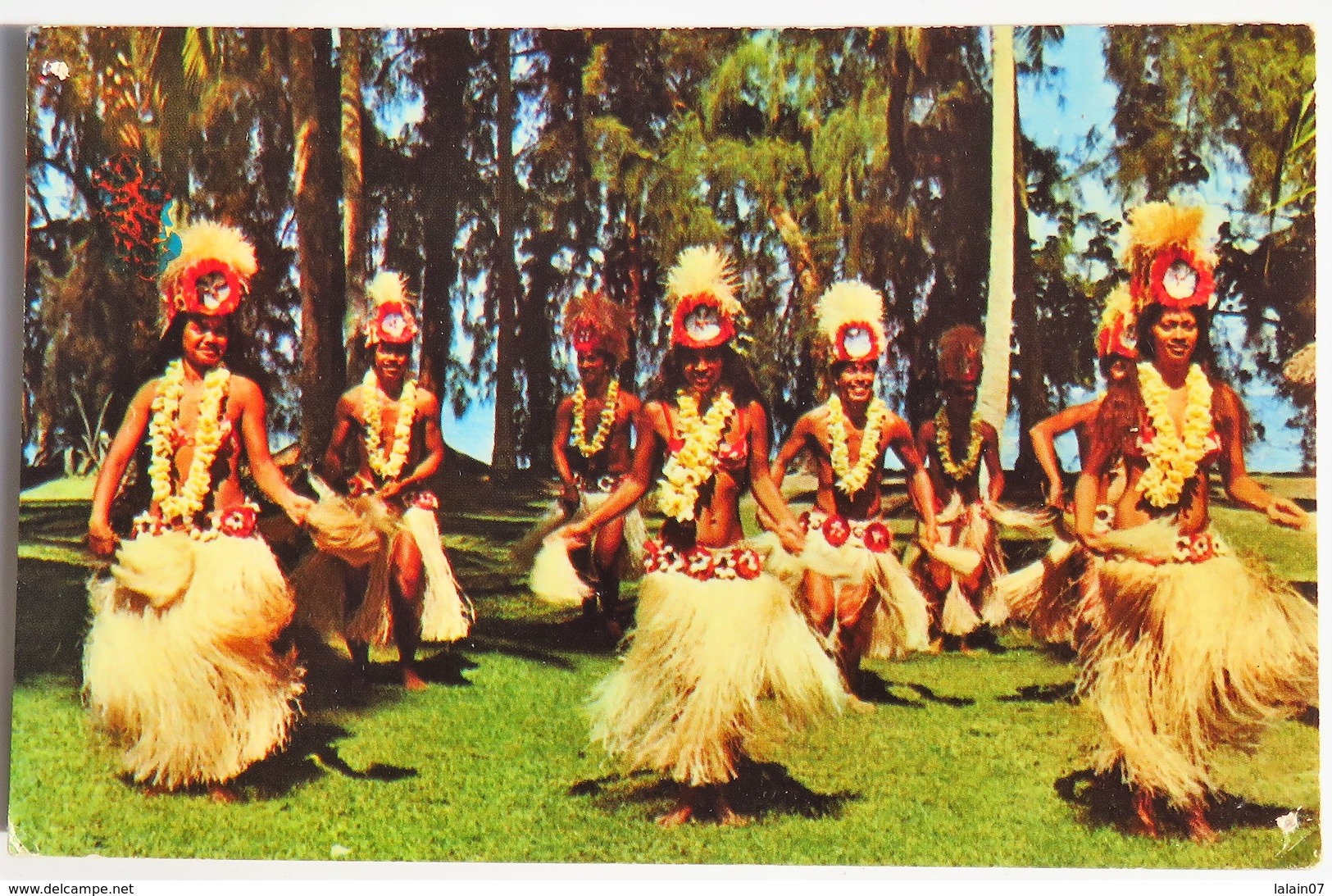 Carte Postale : TAHITI : Danses De Tahiti Avec Le Groupe Etoile HEIVA - Tahiti