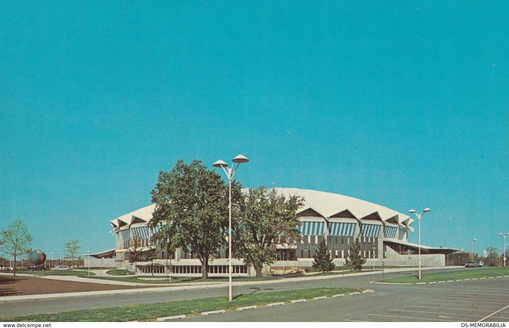 Madison Wis - Dane County Memorial Coliseum , Dexter Press - Madison