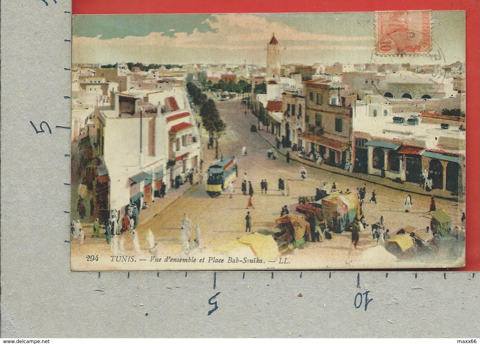 CARTOLINA VG TUNISIA - TUNIS - Vue D'ensemble Et Place Bab Souika - 9 X 14 - 1919 - Tunesië