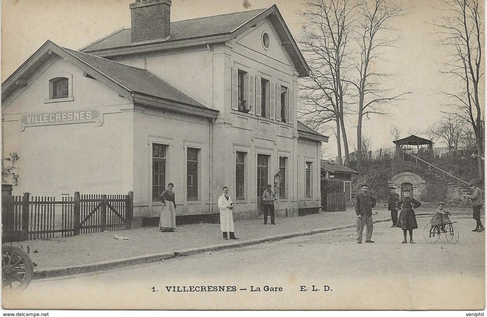 VILLECRESNES -  LA GARE - ANNEE 1915 - Villecresnes