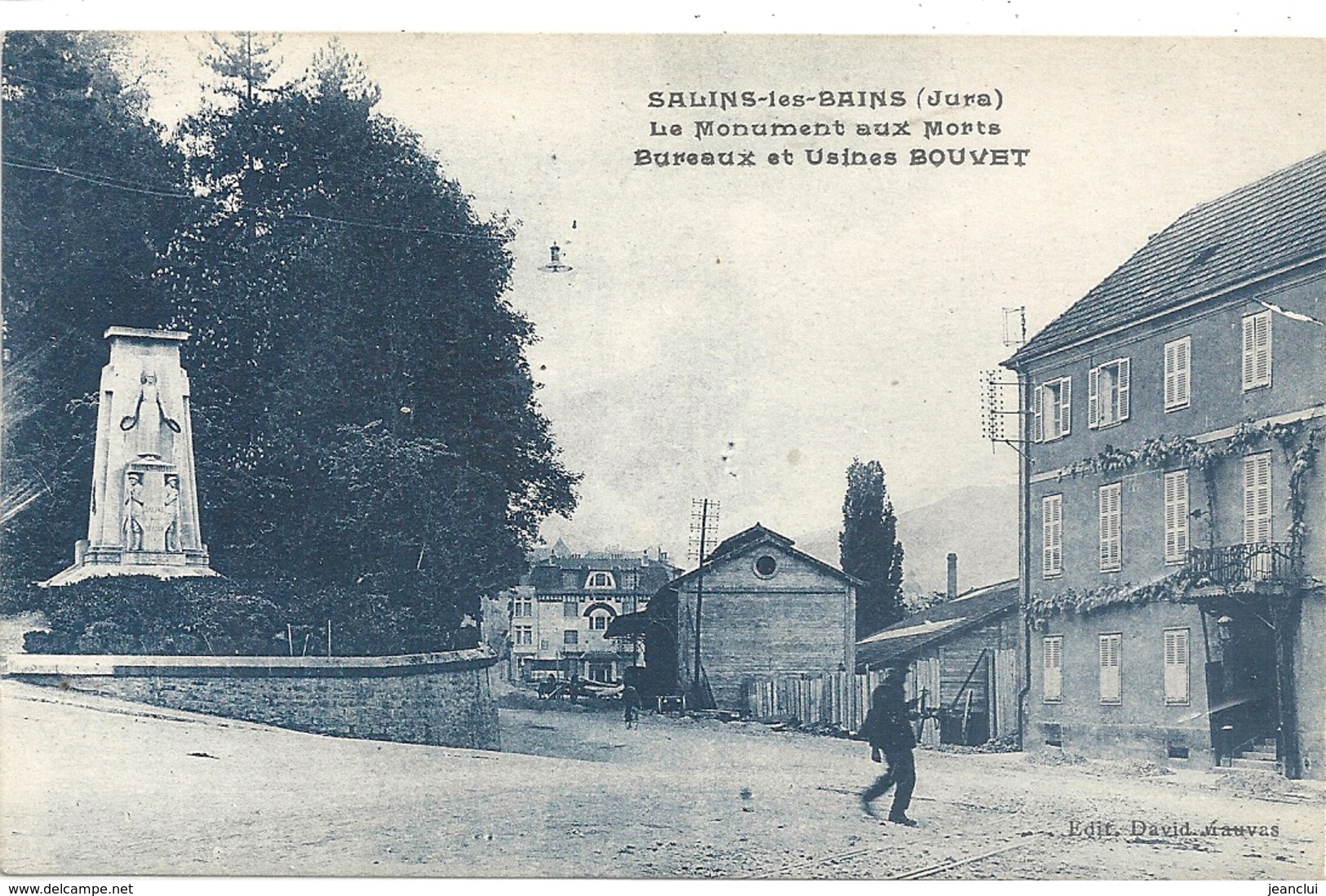 SALINS-LES-BAINS . LE MONUMENT AUX MORTS . BUREAUX ET USINES BOUVET . CARTE NON ECRITE - Autres & Non Classés