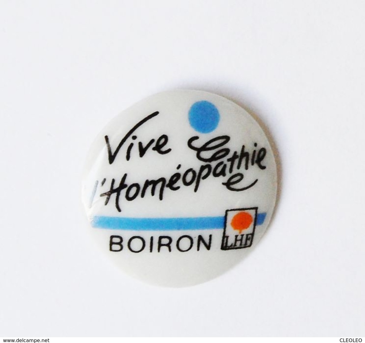 Pin's Porcelaine Boiron Vive L'homéopathie -  RE/01 - Other & Unclassified