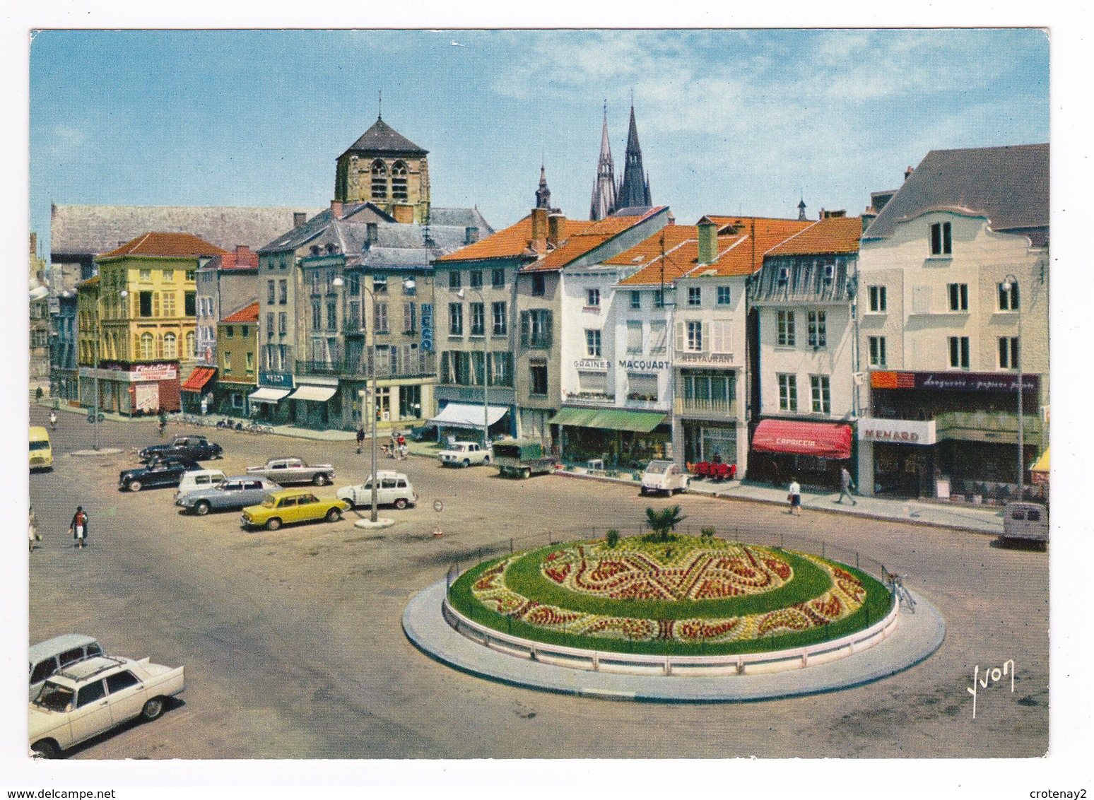 51 Châlons Sur Marne N77 Place République Graines Macquart Magasin Capriccia Menard Citroën DS 2CV Peugeot 404 Renault 4 - Châlons-sur-Marne