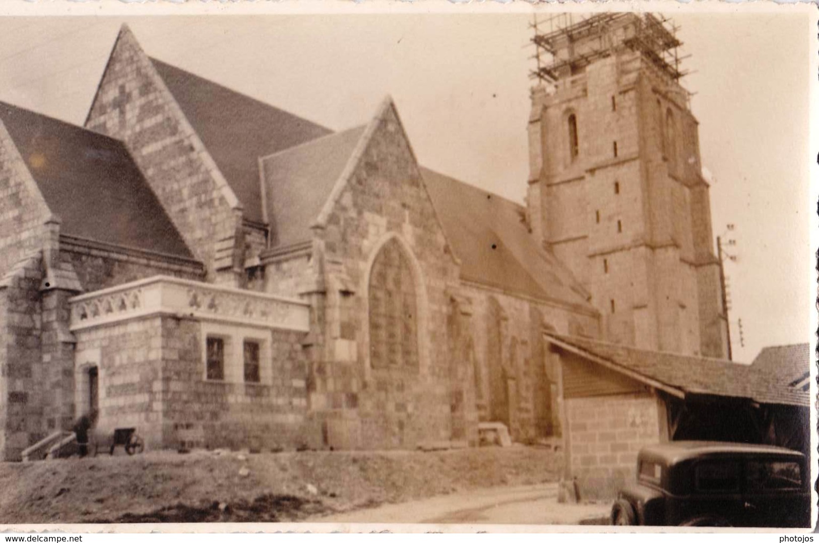 Trois Photos  Prises à Epaignes (27) Rare  Reconstruction Du Clocher De L'église  Et Baptême Des Cloches , Fanfare - Places