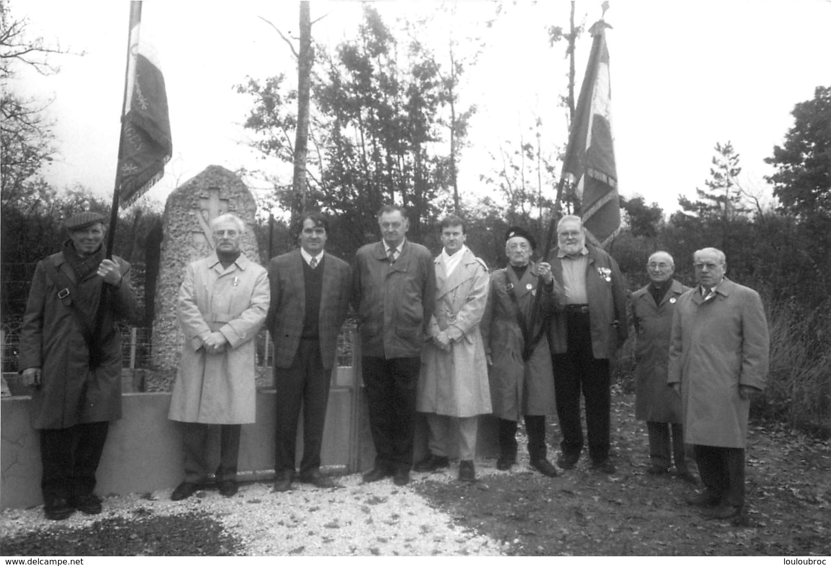 GEMEAUX COTE D'OR CEREMONIE AUX MONUMENTS AUX MORTS PHOTO ORIGINALE 15 X 10 CM - Lieux