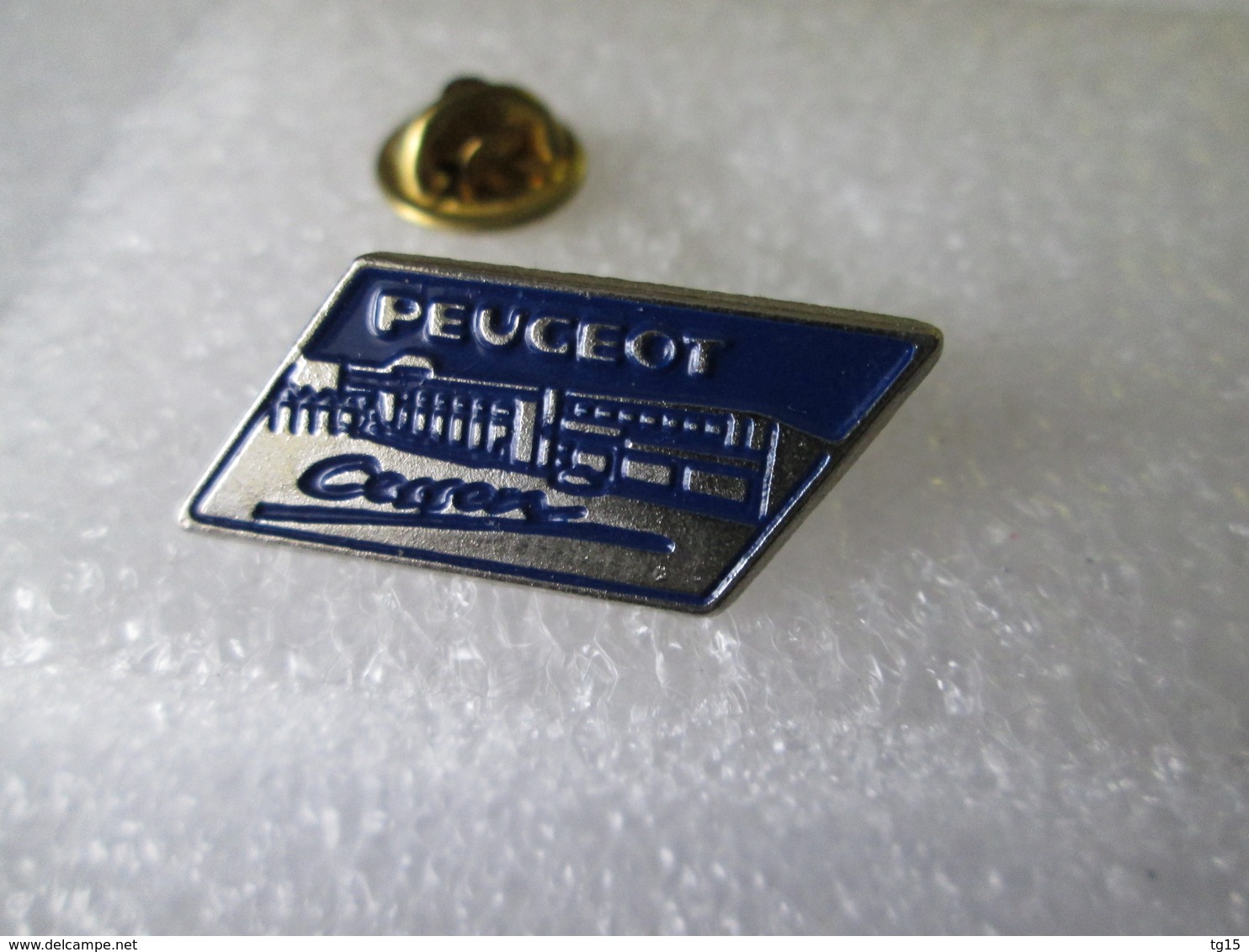 PIN'S    PEUGEOT  CASSAN - Peugeot