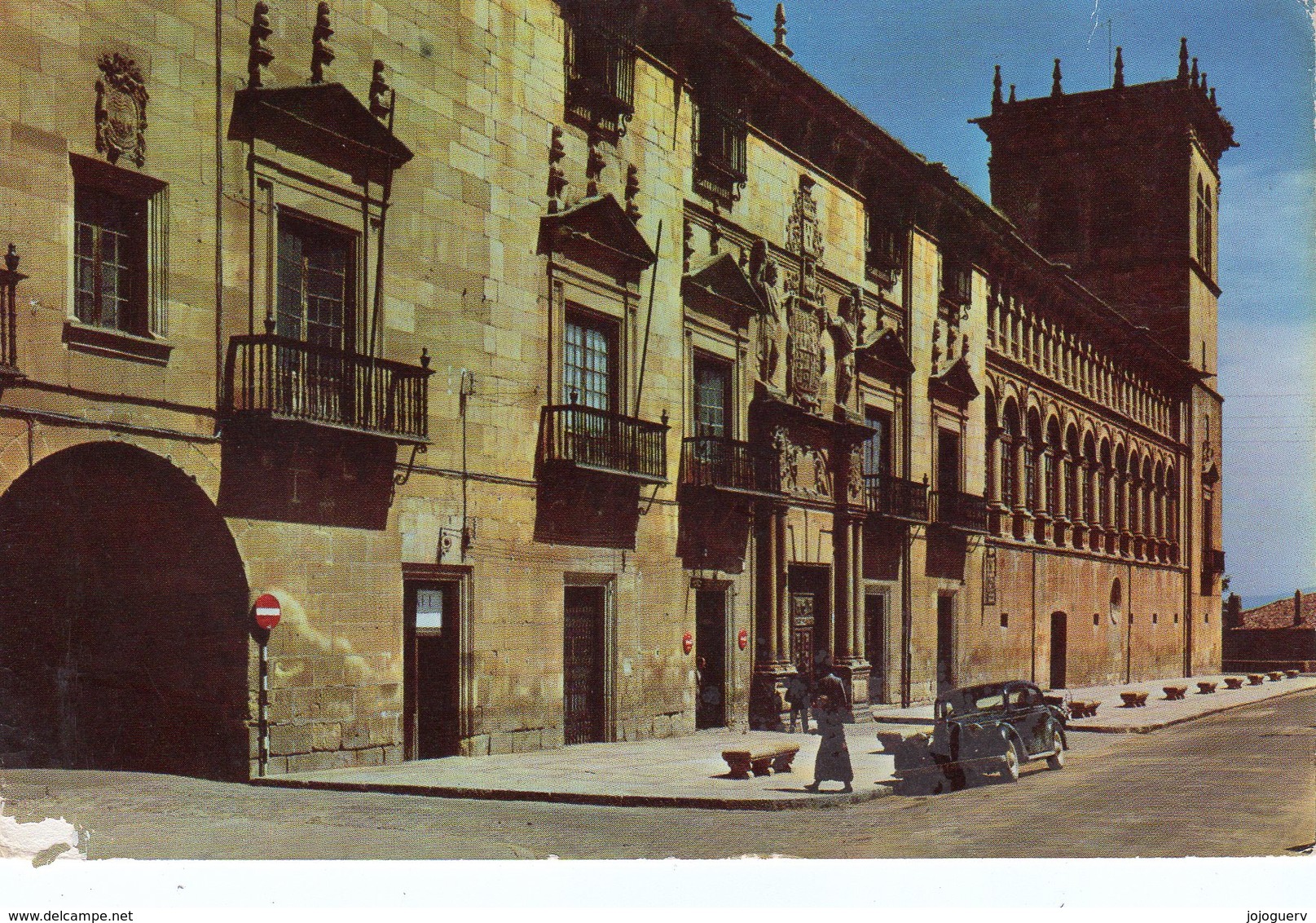 Soria Palacio De Los Condes De Gomara , Palais Des Comtes ( Voiture - Soria