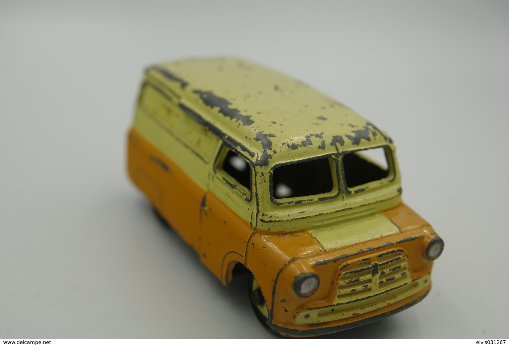 Dinky Toys, N° 482-G: BEDFORD CA DINKY TOYS VAN  , Made In England, 1956-58, Meccano LTD - Dinky