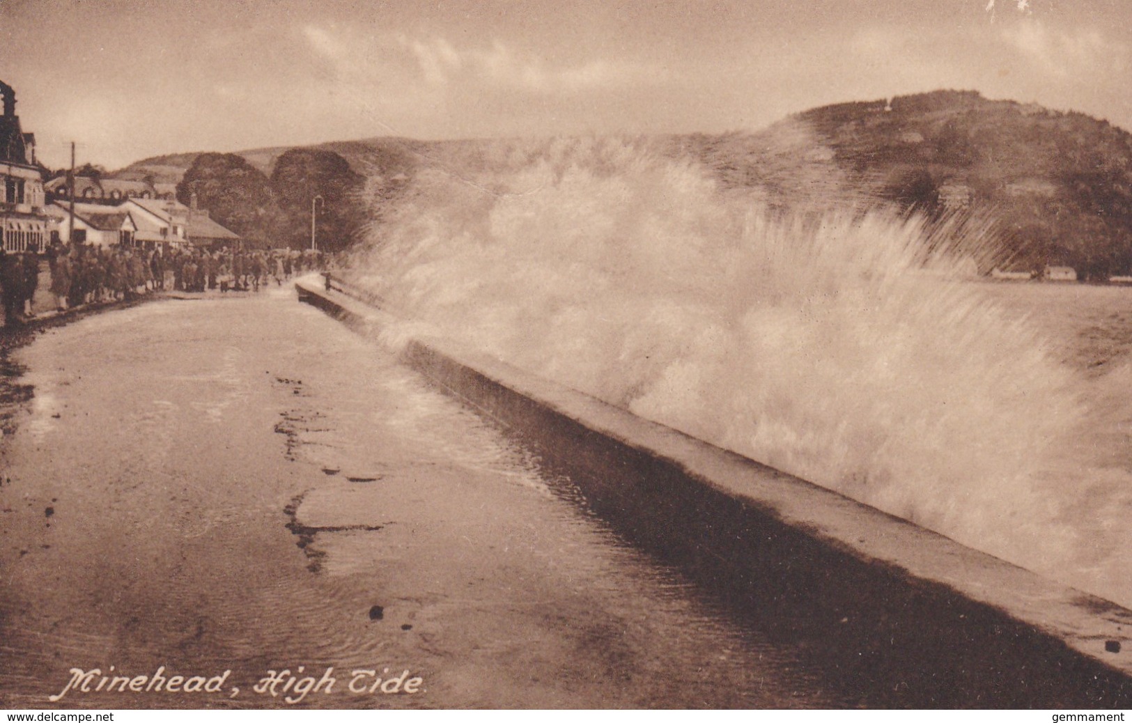 MINEHEAD - ROUGH SEA - Minehead